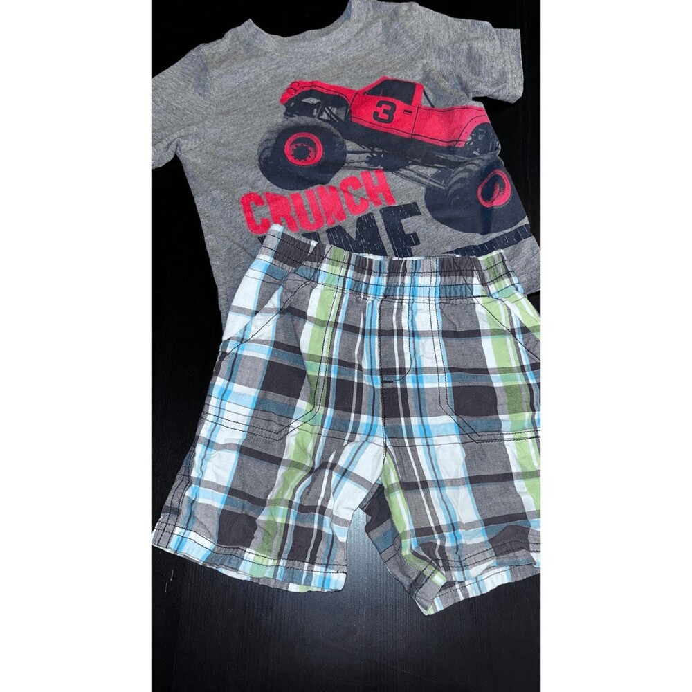 Children’s place tshirt and pants boys 2T grey